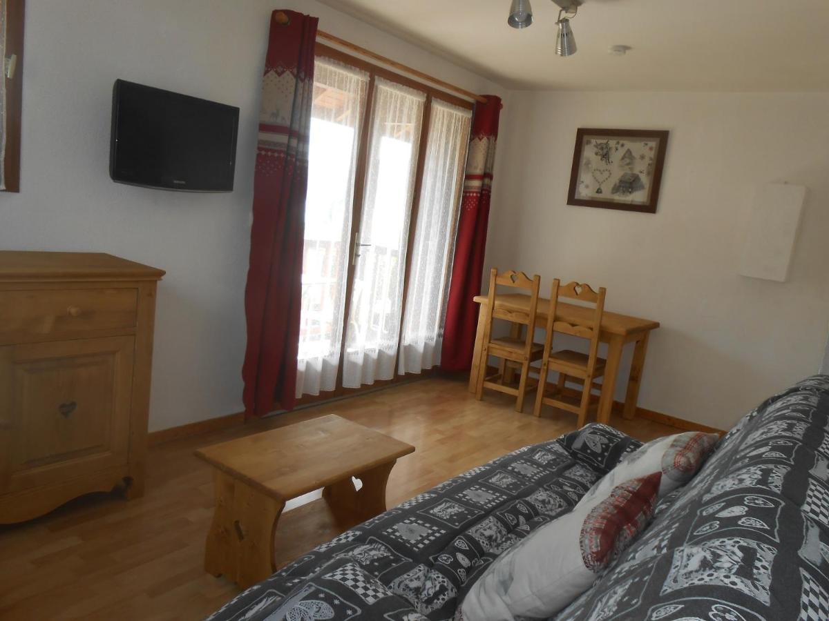 Montagne Apartment Savines Bagian luar foto